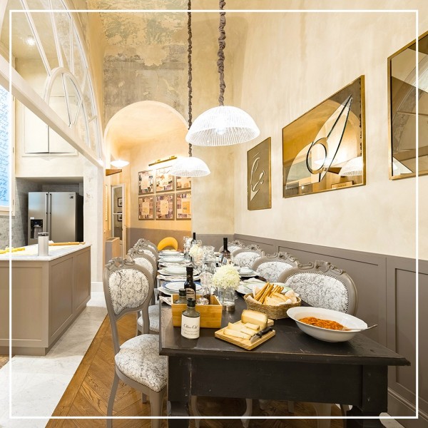 Florence Oltarno Travel Blog Luxury Experiences Apartment Bellini