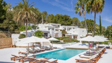 Luxury Villas in Ibiza: Villa Es Cubells – THE TELEGRAPH, May 2016