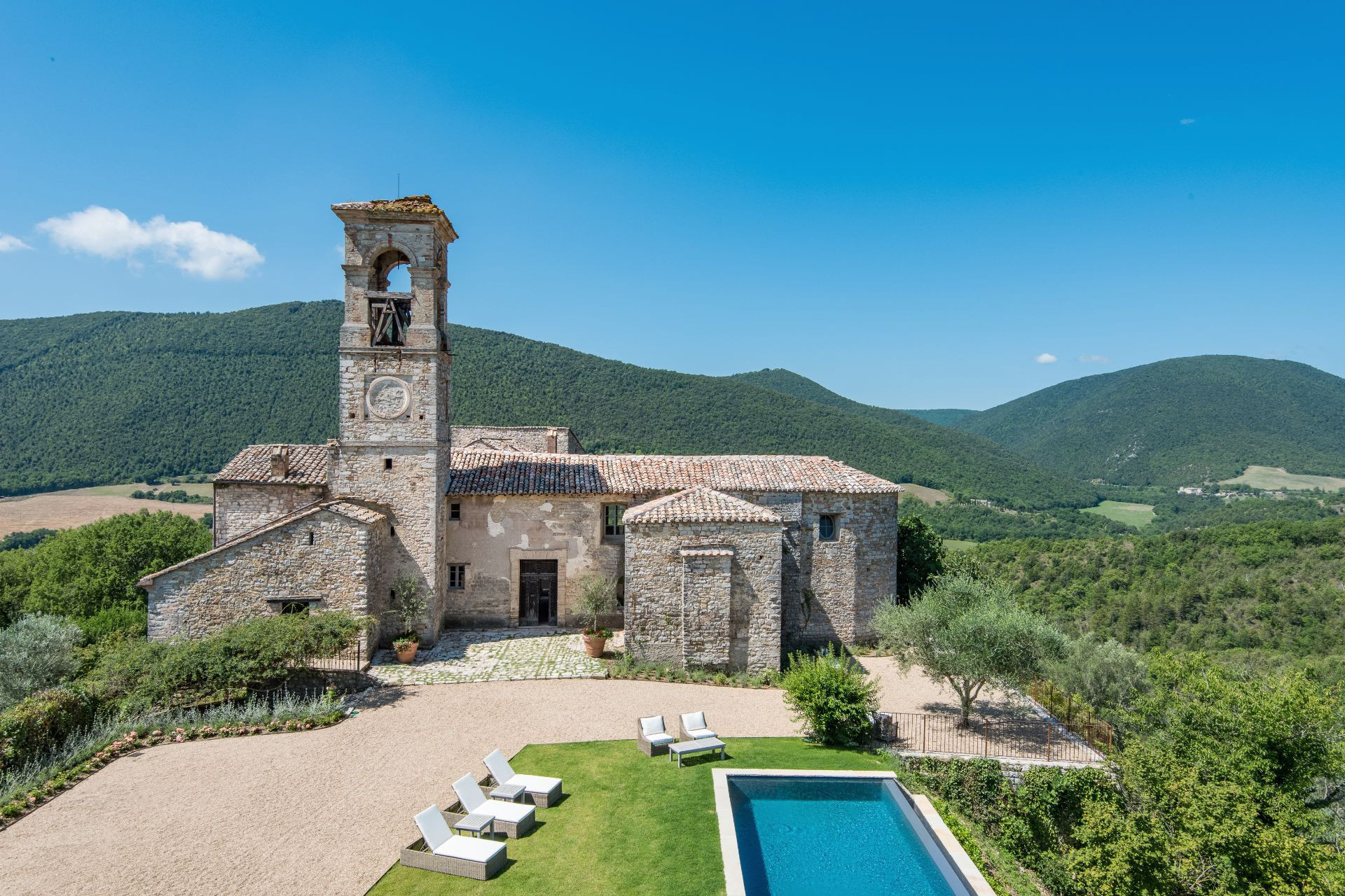 From southern Italy to South Africa: Explore large villas to celebrate Thanksgiving