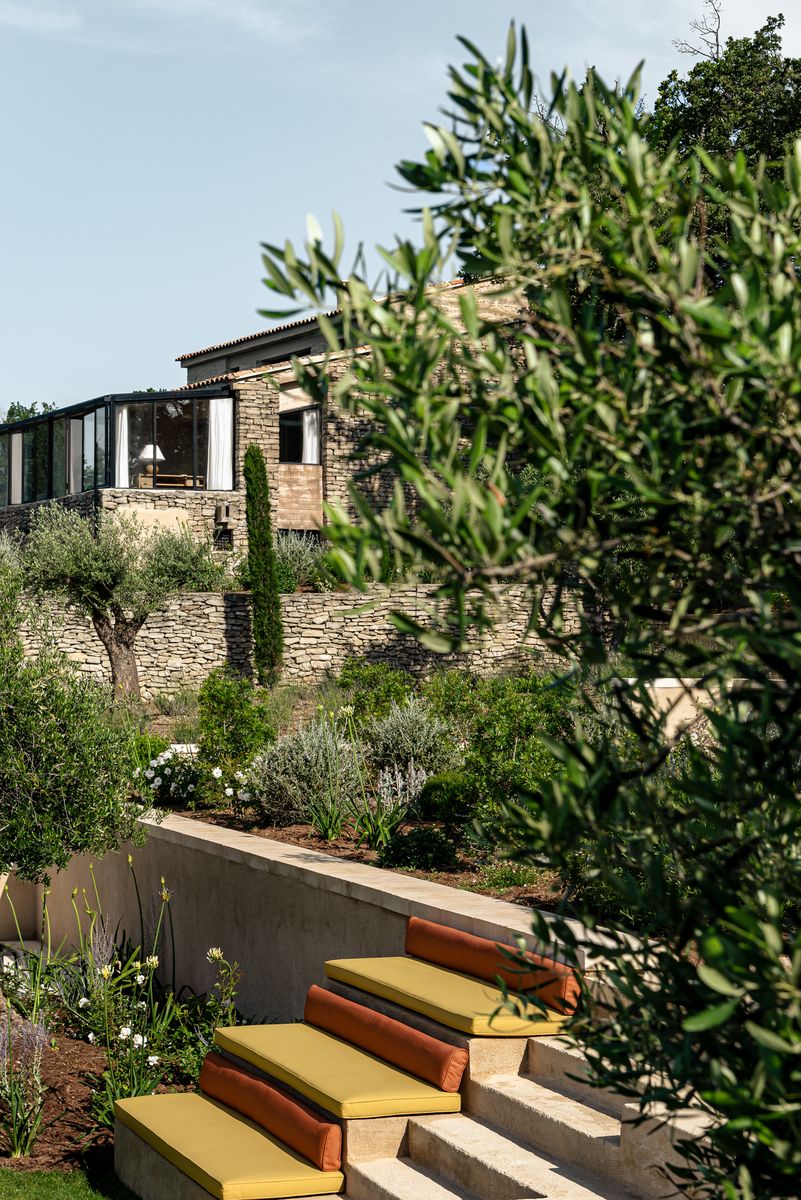 Les Hauts de Gordes Luxury Villa Rental - Provence 13 The Luxury Travel Book