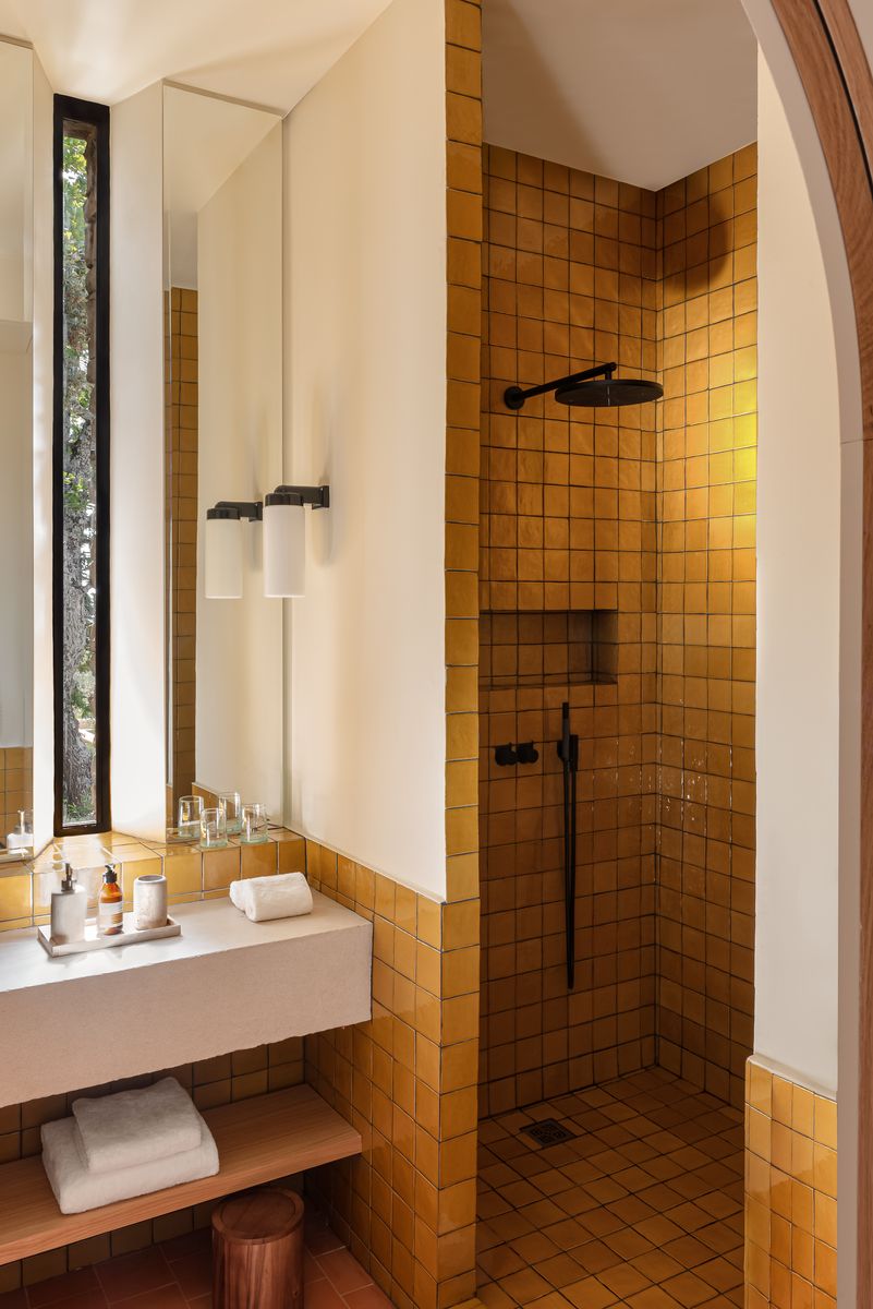 Les Hauts de Gordes Luxury Villa Rental - Provence 19 The Luxury Travel Book