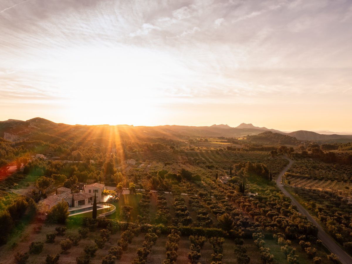 Villa Terres Rouges Luxury Villa Rental - Provence 8-1 The Luxury Travel Book