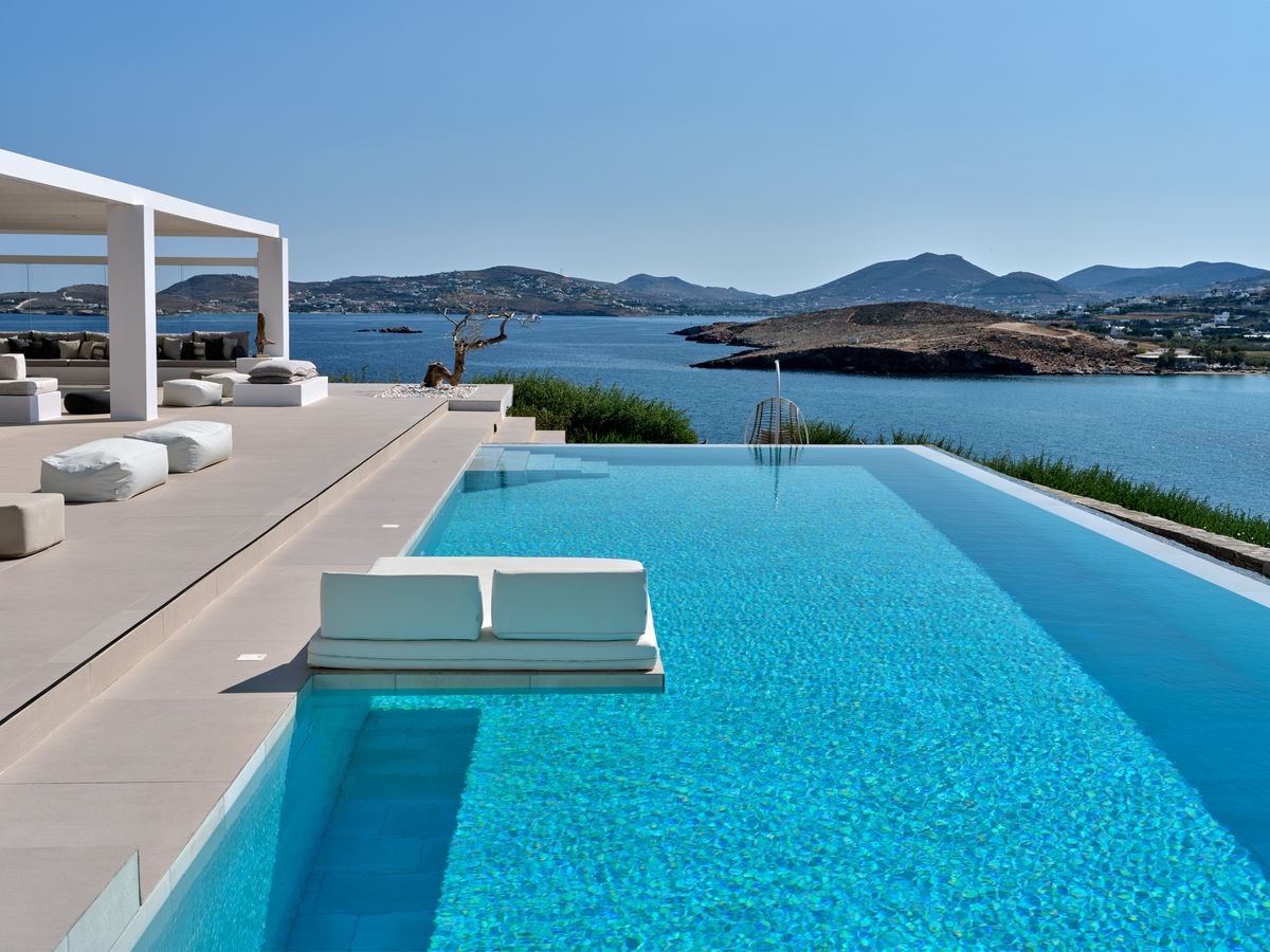 Luxury Greek villa holidays in Paros