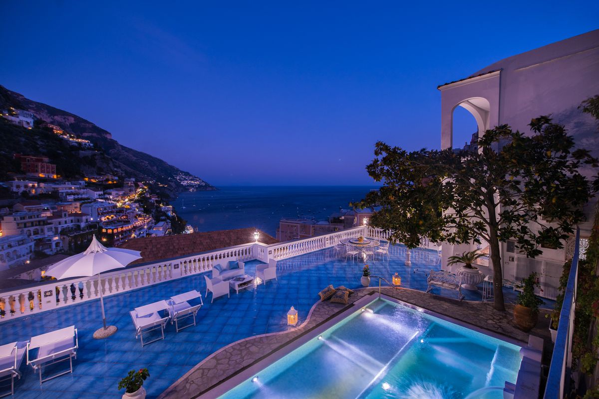 Luxury villas to rent near the best beach clubs in Europe