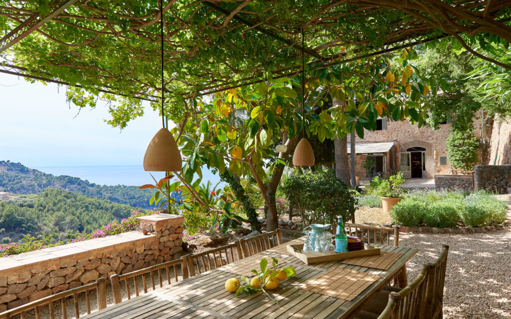 FAQs - everything you need to know about renting a luxury villa in Mallorca