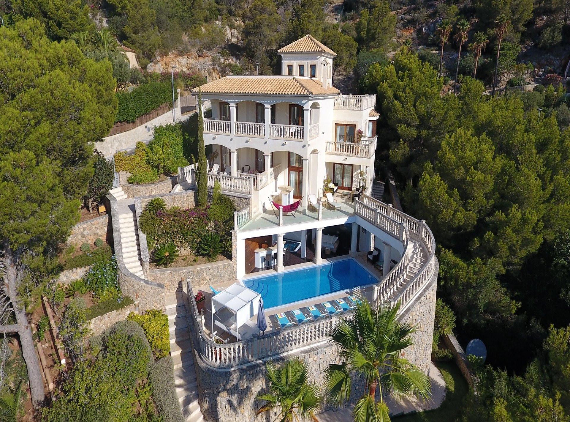 Guide to renting a luxury villa in Mallorca