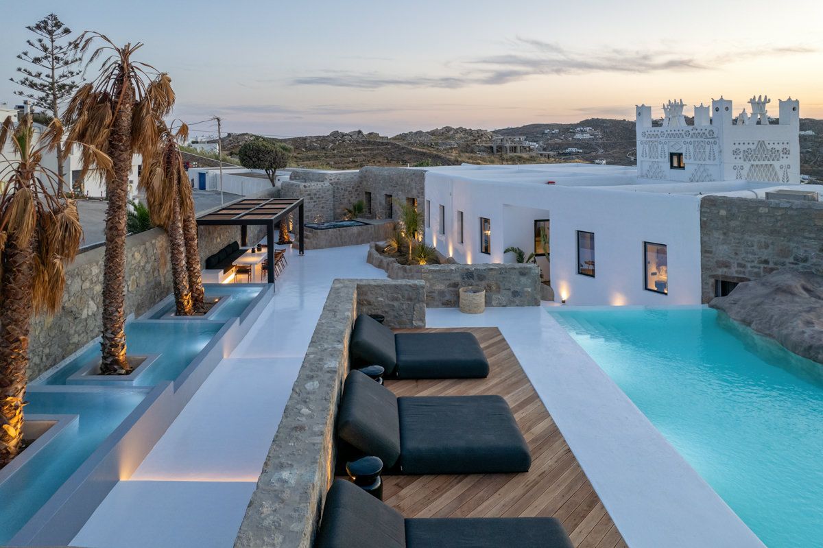 villa-mykonos-town-mykonos-luxury-villa-the-luxury-travel-book